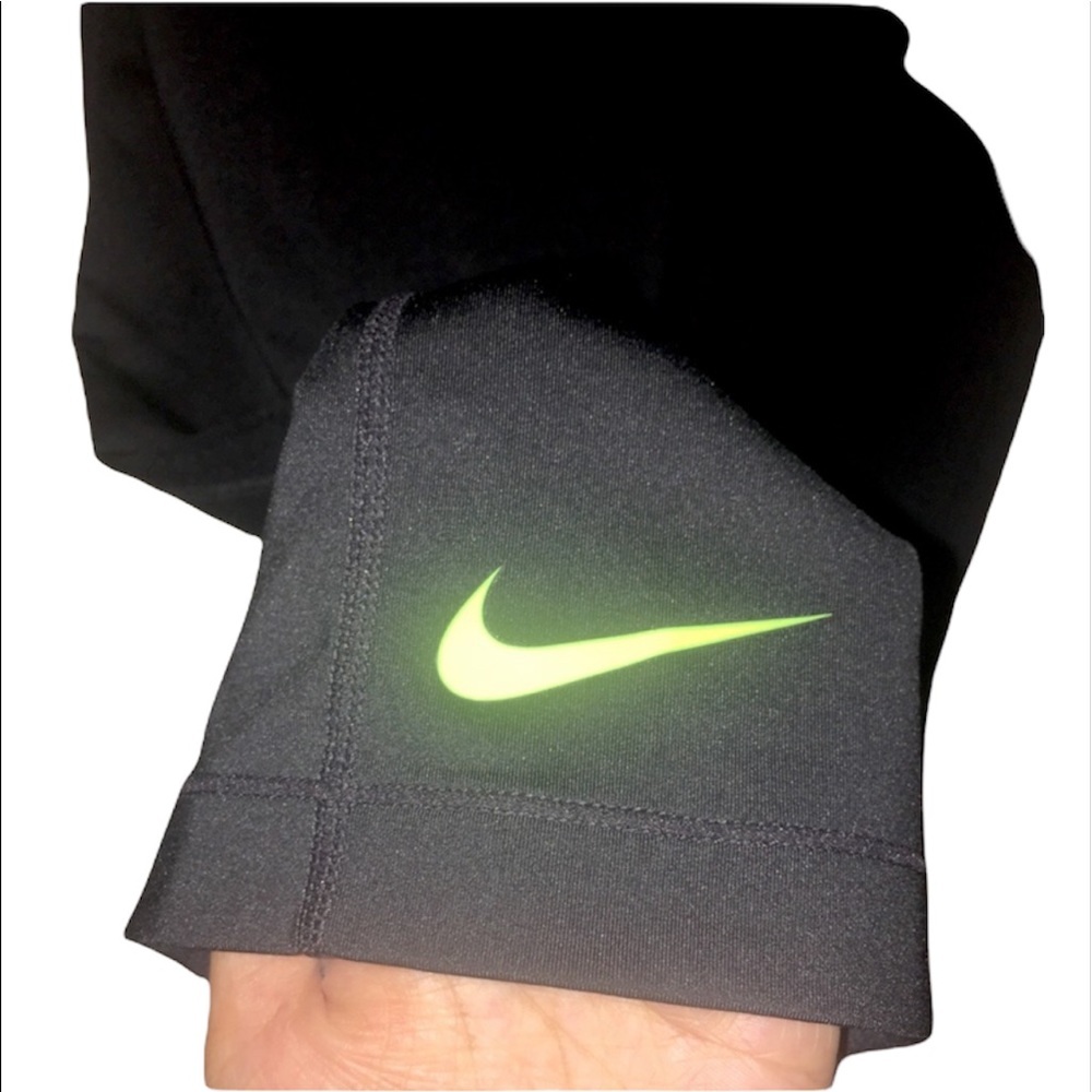 New Nike: Medium Black & Yellow Dri Fit Pro Workout Leggings - Picture 3 of 4